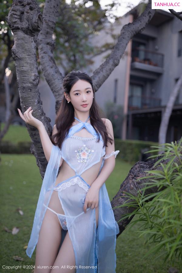 唐安琪  [XiuRen]高清写真图 2024.05.06 No.8492 唐安琪 美腿性感第22张图片